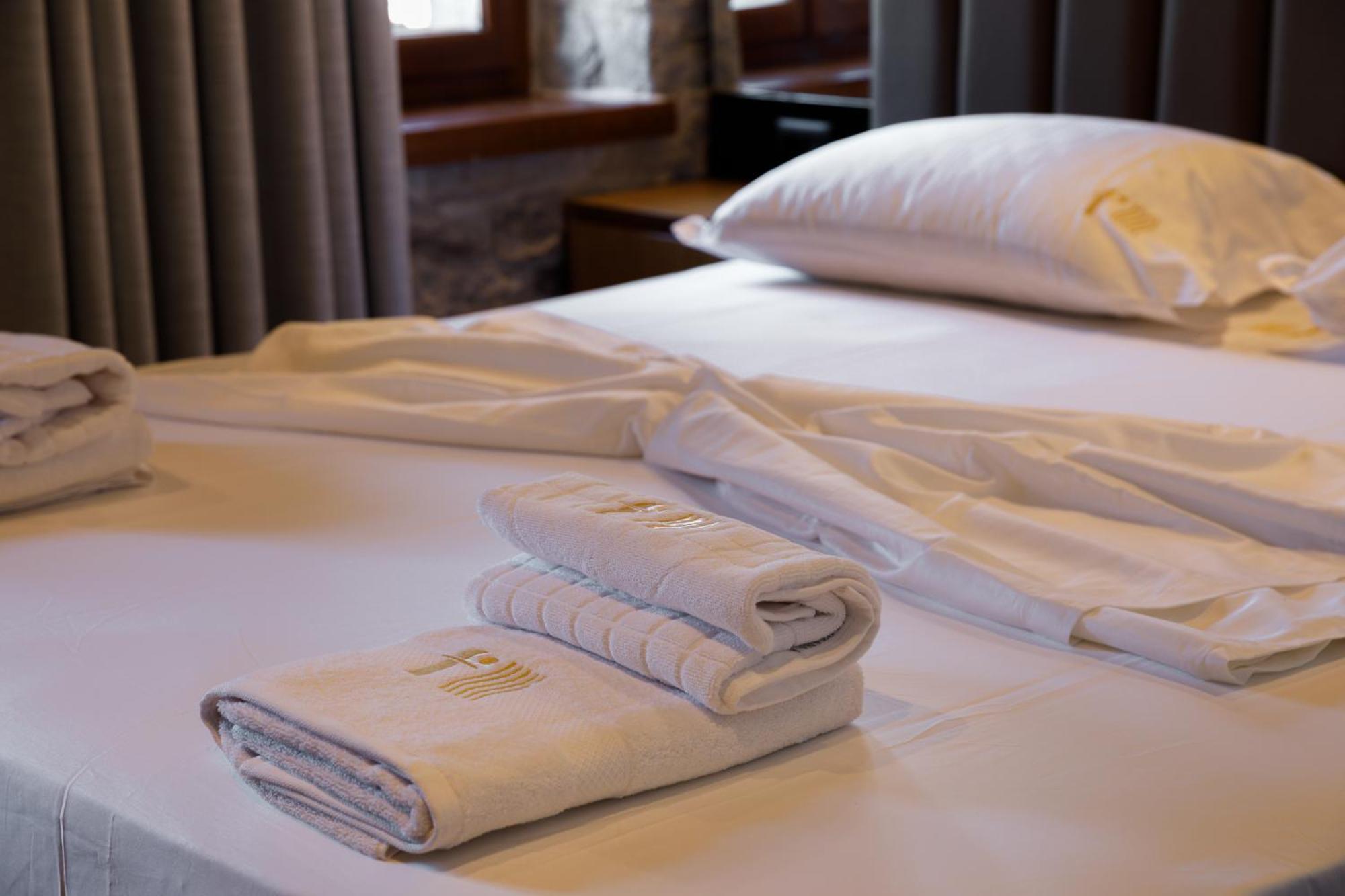 Furra Hotel Gjirokastër 外观 照片