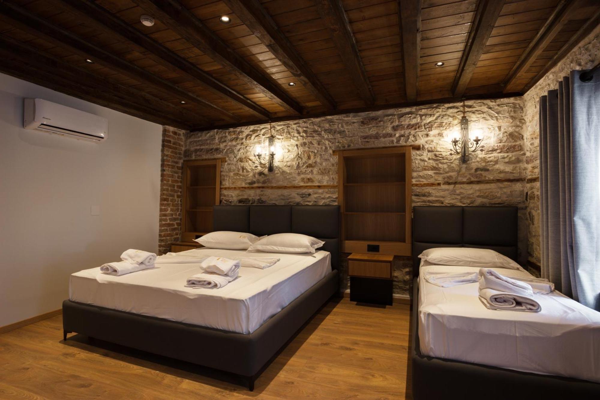 Furra Hotel Gjirokastër 外观 照片