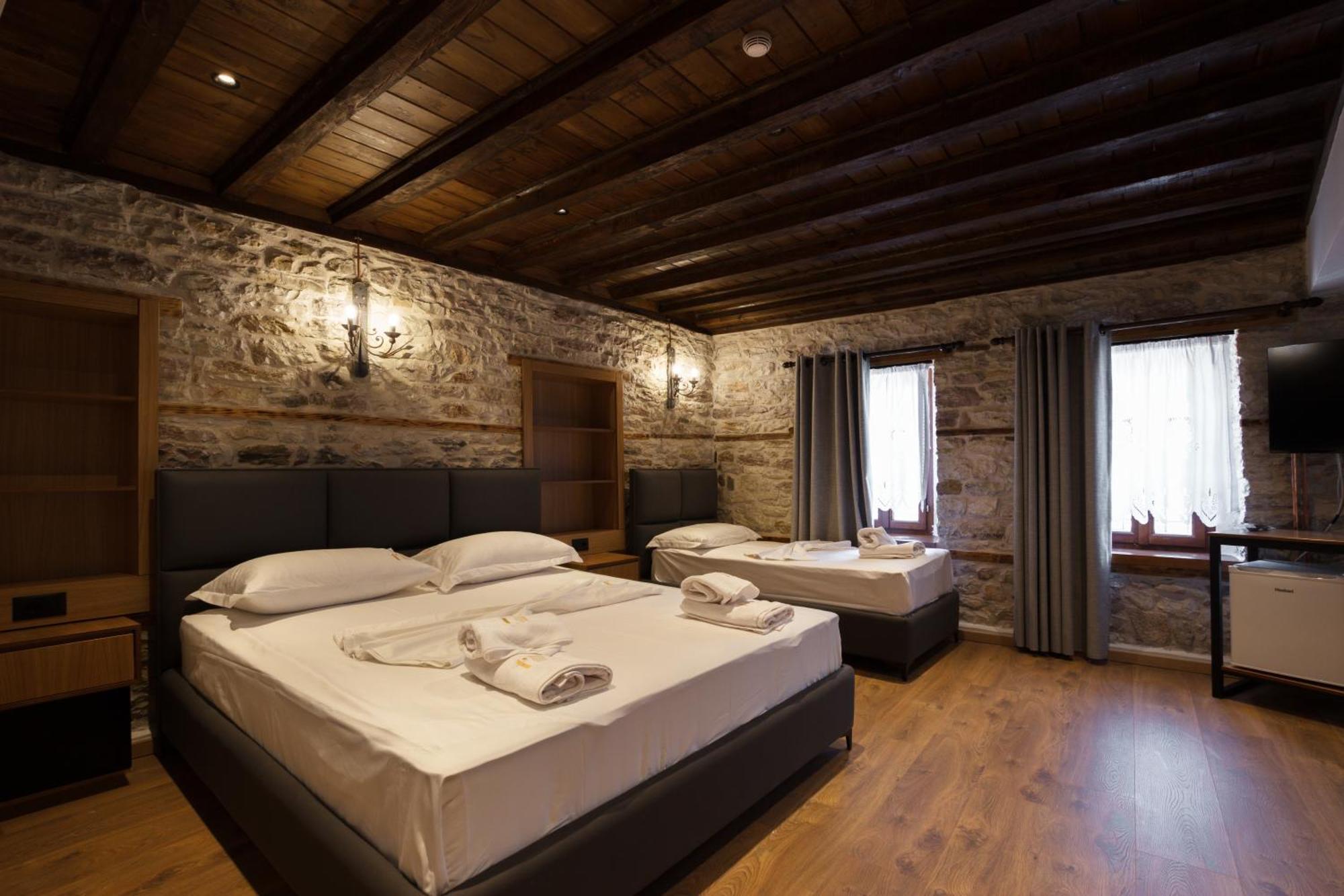 Furra Hotel Gjirokastër 外观 照片