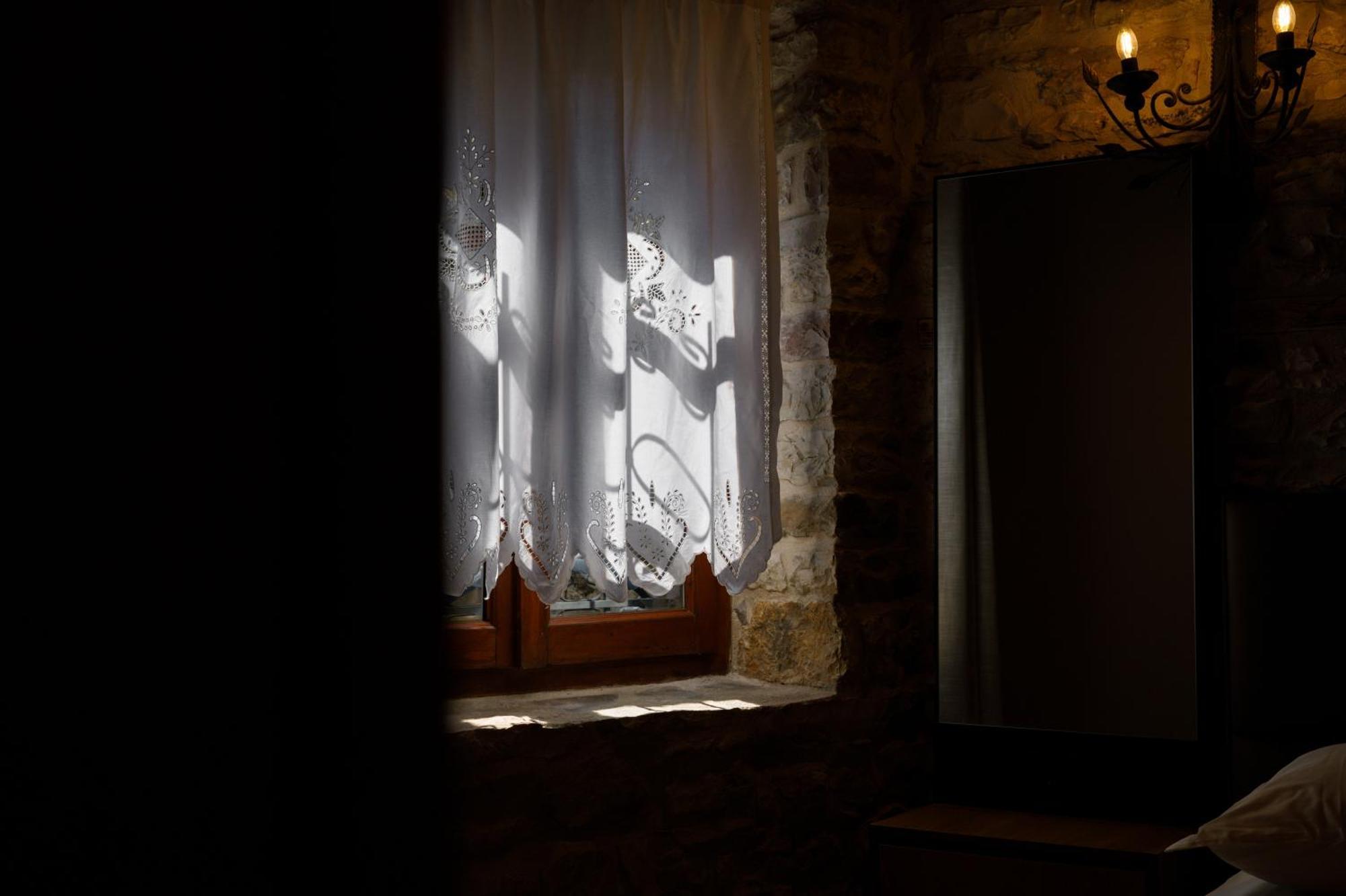 Furra Hotel Gjirokastër 外观 照片